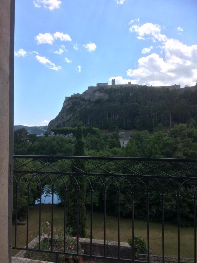 Chateau De La Cazette Систерон Екстериор снимка